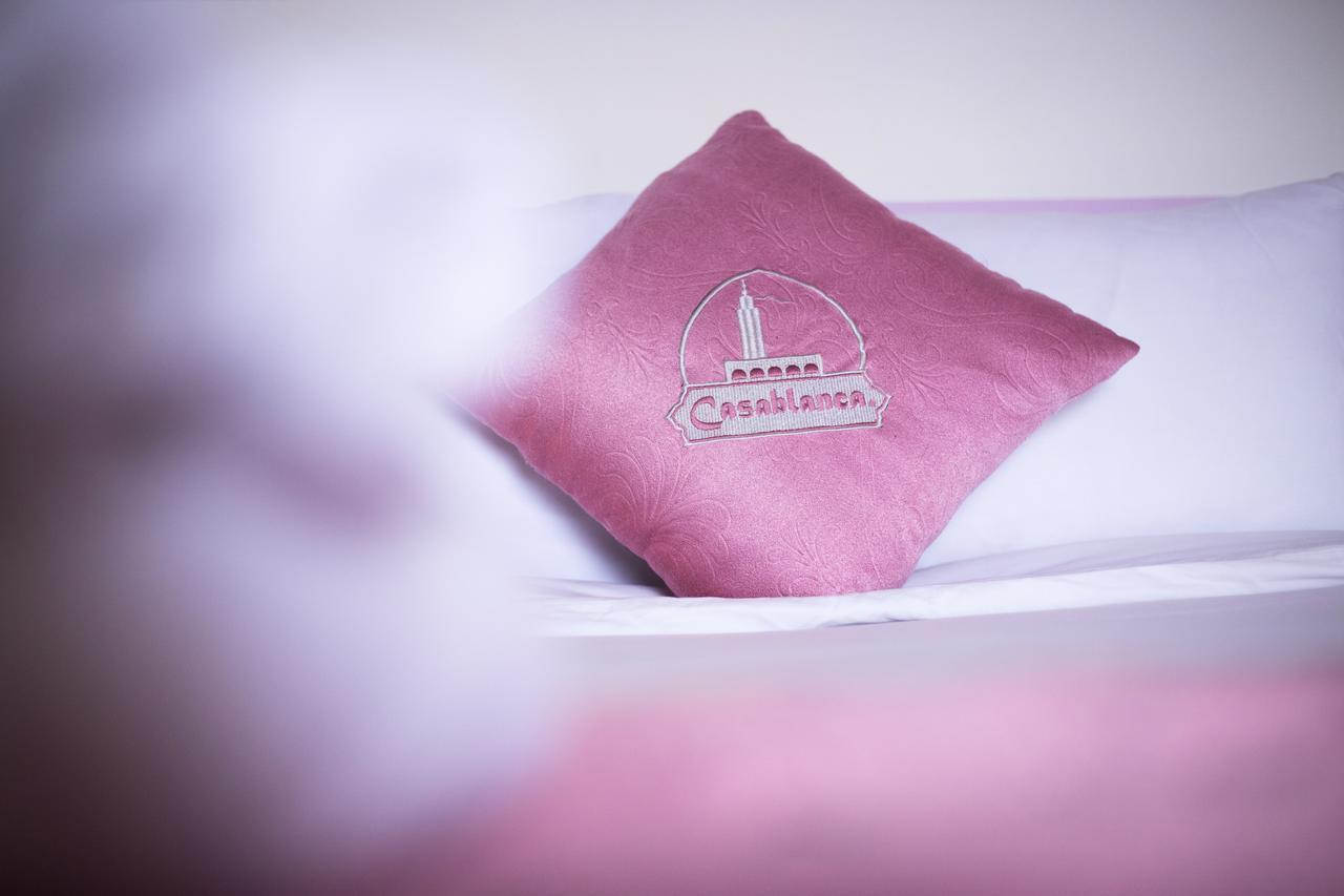 Casablanca Boutique Hotel Hué Extérieur photo